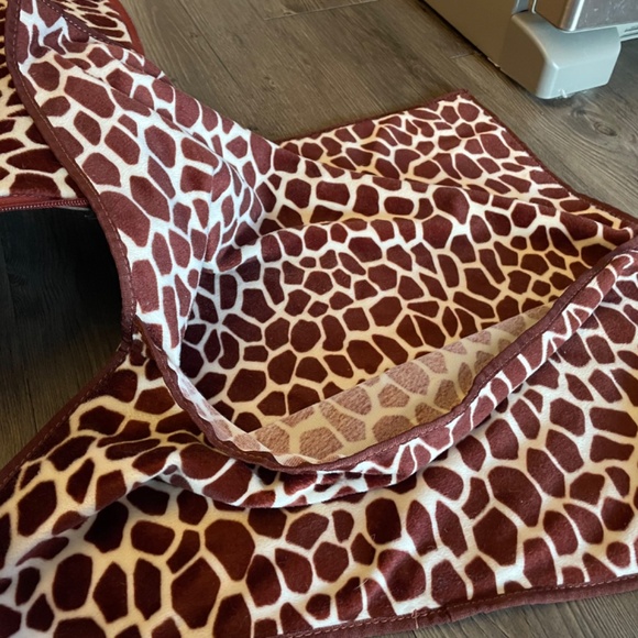 Pet Flys pet carrier - Picture 4 of 8